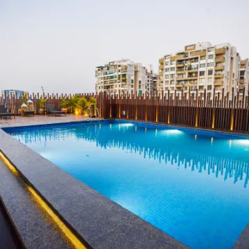 Efcee Sarovar Premiere Bhavnagar Hotels near The Nath Hills