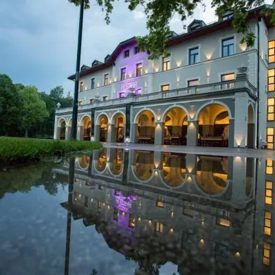 Hotel Austria & Bosna Hotels near Bosna Spring