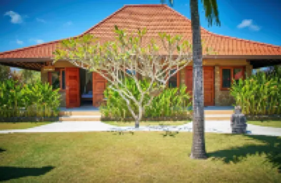 ทรีมังกี้วิลล่า โรงแรมใกล้Kamaya Bali Weddings