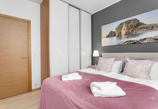 뢰이가베구르 거리 주변 모습