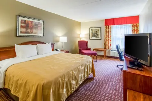 Spark by Hilton Lexington Hotels in South River