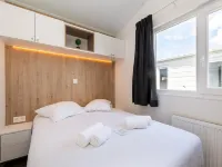 Beautiful chalet in Middelkerke, 300m from the sea