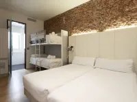 Petit Palace Lealtad Plaza โรงแรมใกล้คริสตัลพาเลซ มาดริด