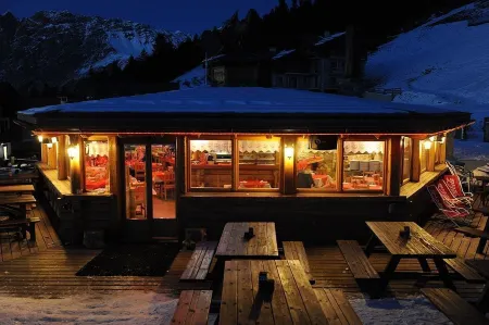 Hotel Gallo Cedrone Отели в г. Вальфурва