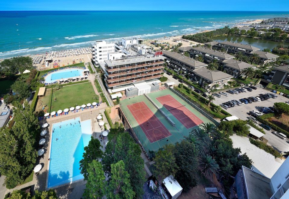 hotel overview picture