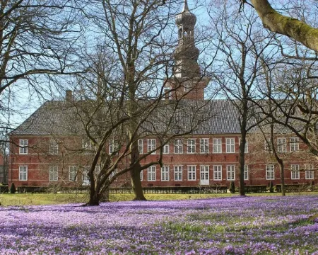 Nordsee-Hotel Hinrichsen Hotels in Husum