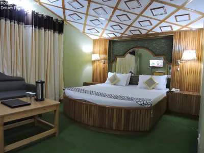 Hotel Chaman Palace Các khách sạn gần Kali Bari Temple