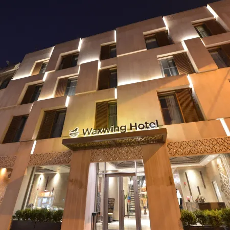 Waxwing Hotel
