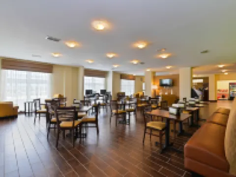 Sleep Inn & Suites Gulfport Hotels in Gulfport