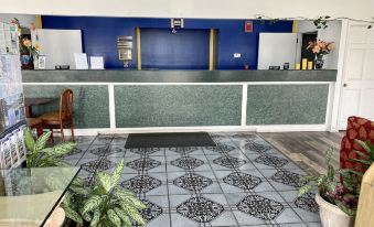 Motel 6 Marianna, FL