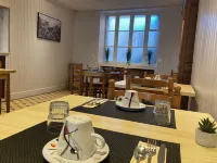 Hôtel des Ducs 느베르 호텔