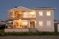 138 Marine Beachfront Guesthouse Hotels in Greater Hermanus