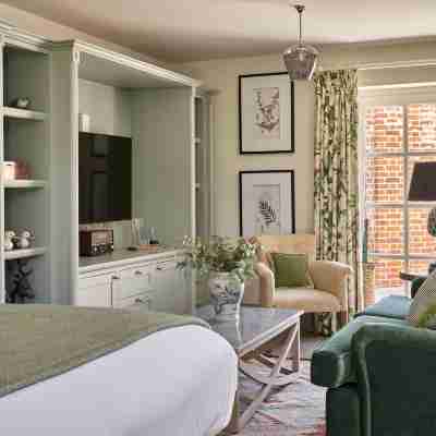 The Montagu Arms Rooms