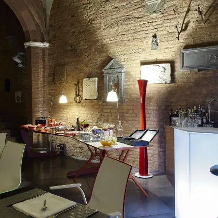 Palazzetto Rosso - Art Hotel