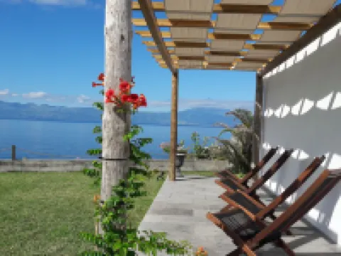 Casa d'Avó Guesthouse and Apartment Hotels in Velas