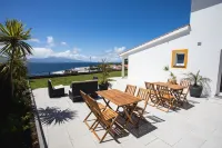 Casa d'Avó Guesthouse and Apartment Hotels in Velas