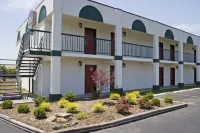 Bestway Inn - Madison Hotels in Madison