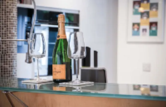 The Cottage - 2 Bedroom Cottage - Tenby