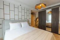 Los Suites
