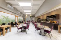 Hotel Salona Palace - breakfast