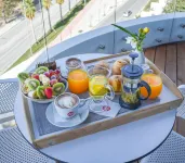 Yacht Hotel - breakfast