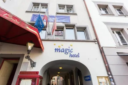 Altstadt Hotel Magic Luzern Отели рядом с достопримечательностью «Часовенный мост»