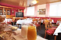 Hotel Lonac - breakfast
