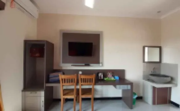 Kedaton House Syariah Hotels in Banyuwangi Sub-District