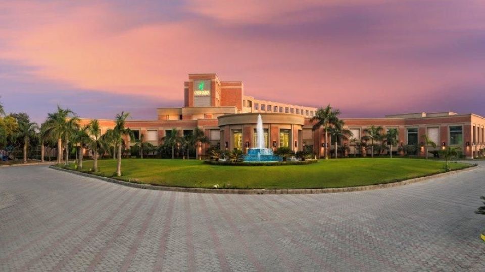 Nirvana Luxury Hotel Ludhiana