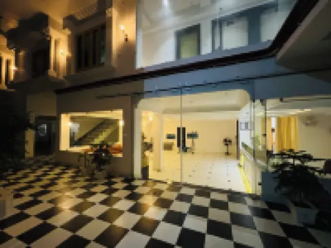 The Lavish Stay Hotels in 