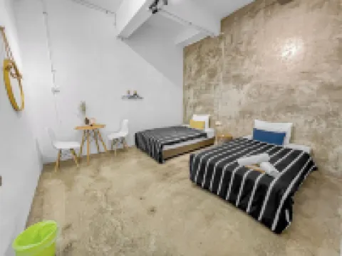 3 bedroom Hotels in Yong Peng