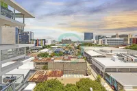 City Skyline Sea Views Parking