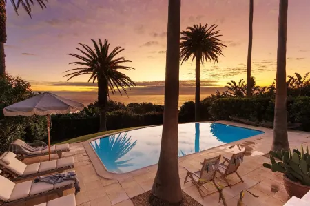 Solmara House Отели в г. Llandudno