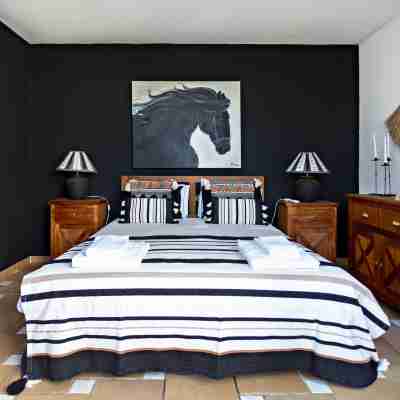 QV 210 - Black White Apartment - Quinta Velha Rooms