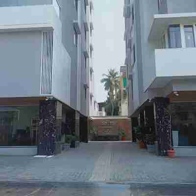 Hotel Chitra Executive Hotel Exterior