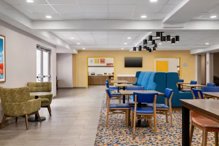Hampton Inn & Suites by Hilton Mesquite Отели рядом с достопримечательностью «Splash Pad»