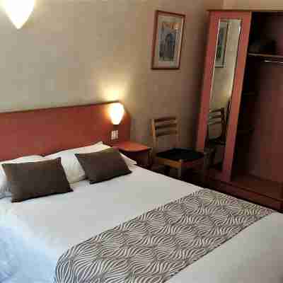 Nouvel Hotel Rooms