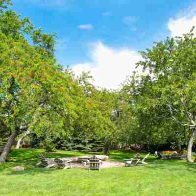 Sole East Resort Hotel Exterior