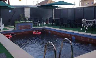 V City Lodge Hotel and Suites