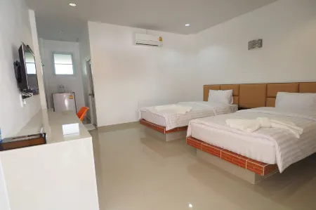 The Phant Hotel