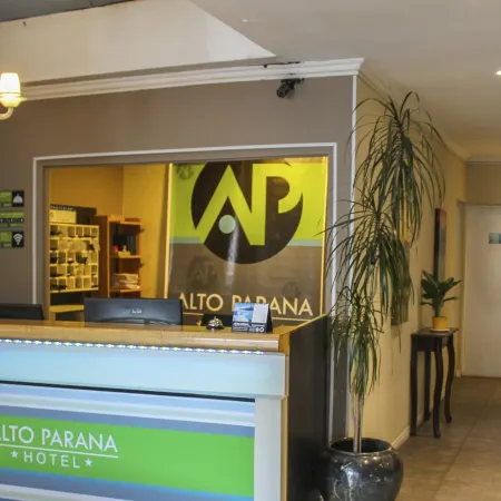 Hotel Alto Parana Отели рядом с достопримечательностью «Клиника «Алленде»»