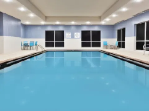 Holiday Inn Express & Suites CARTERSVILLE by IHG Hotels in Cartersville