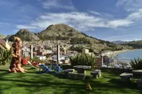 Hotel la Cupula Hotels in Copacabana