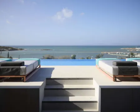 デュシット スイーツ アテネ グリファダのホテル