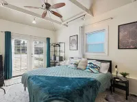 Peaceful & Beautiful Near Sightseeing, Mountains, & Fun!  Spacious Family Fave! 바운티풀 호텔