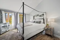 Summit Views - Last Minute Booking Promos! Mountain Retreat w/Hot Tub and Sauna