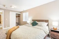 Peaceful Parkside Pad - Game Room