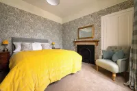 The Lodge on Scottish Estate - wood burner - dogs welcome