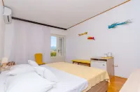 アパートメンツ アンド ルームズ ダリンカ