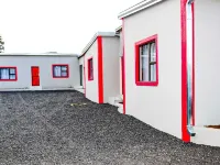 Shakwaneng Lodge Hotels in Southern